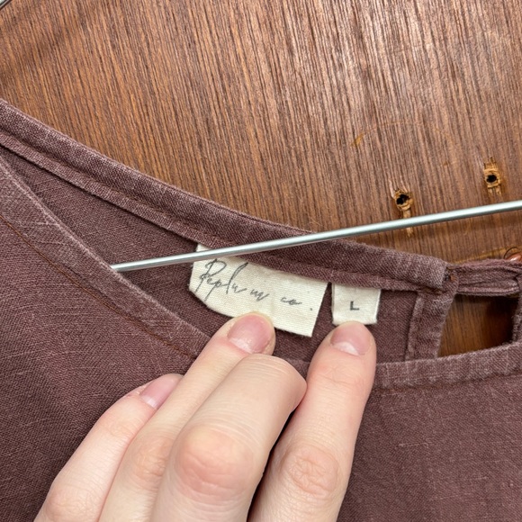 Elegant Linen Mauve Dress - Picture 2 of 4